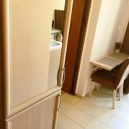 Harmony Suites 1 Eh Apartment